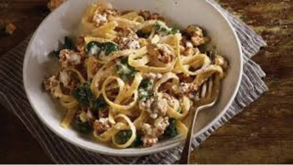 Keto Sausage & Spinach Alfredo