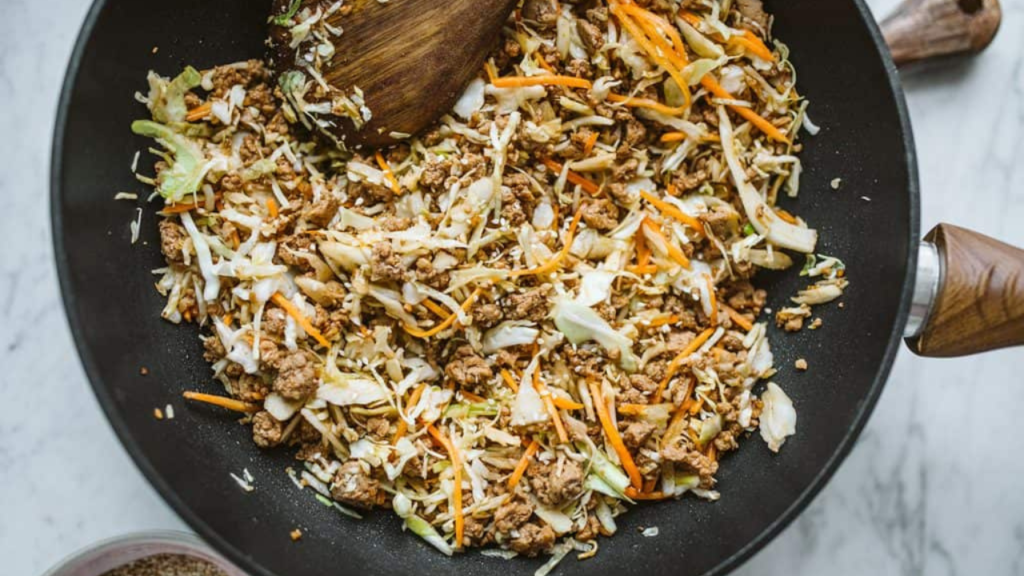 Keto-Friendly Egg Roll in a Bowl