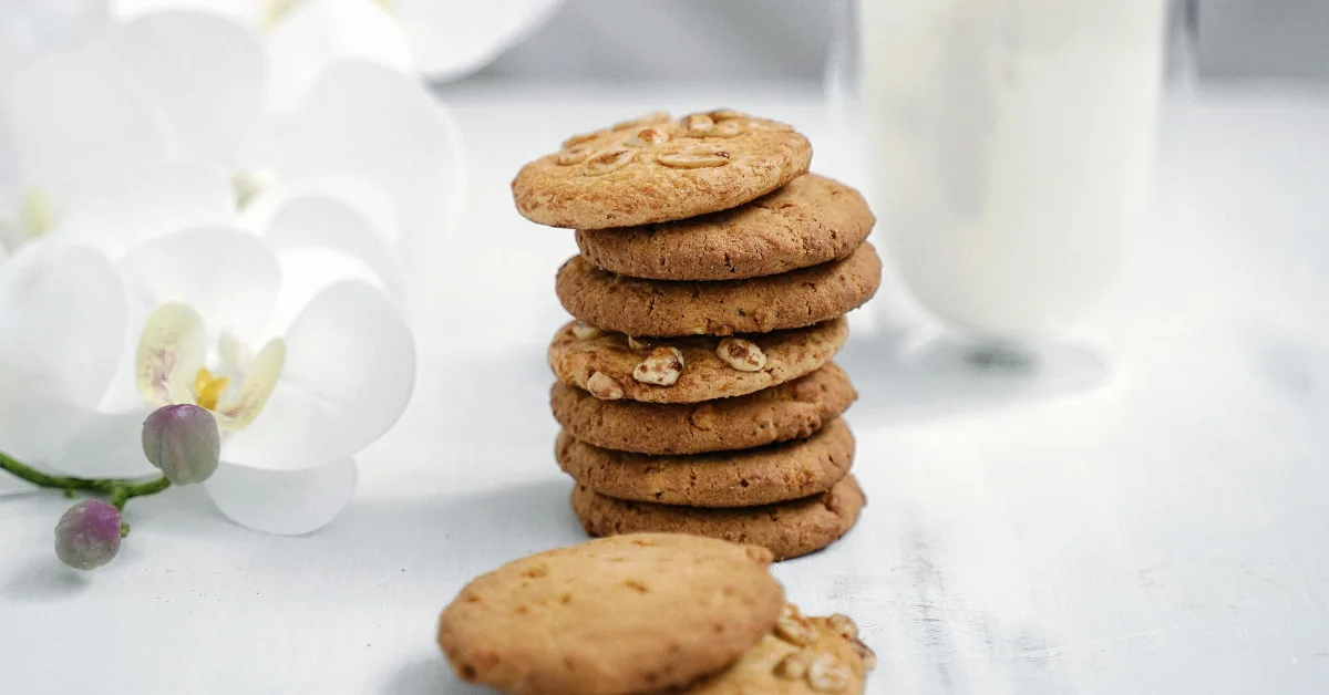almond flour keto crackers